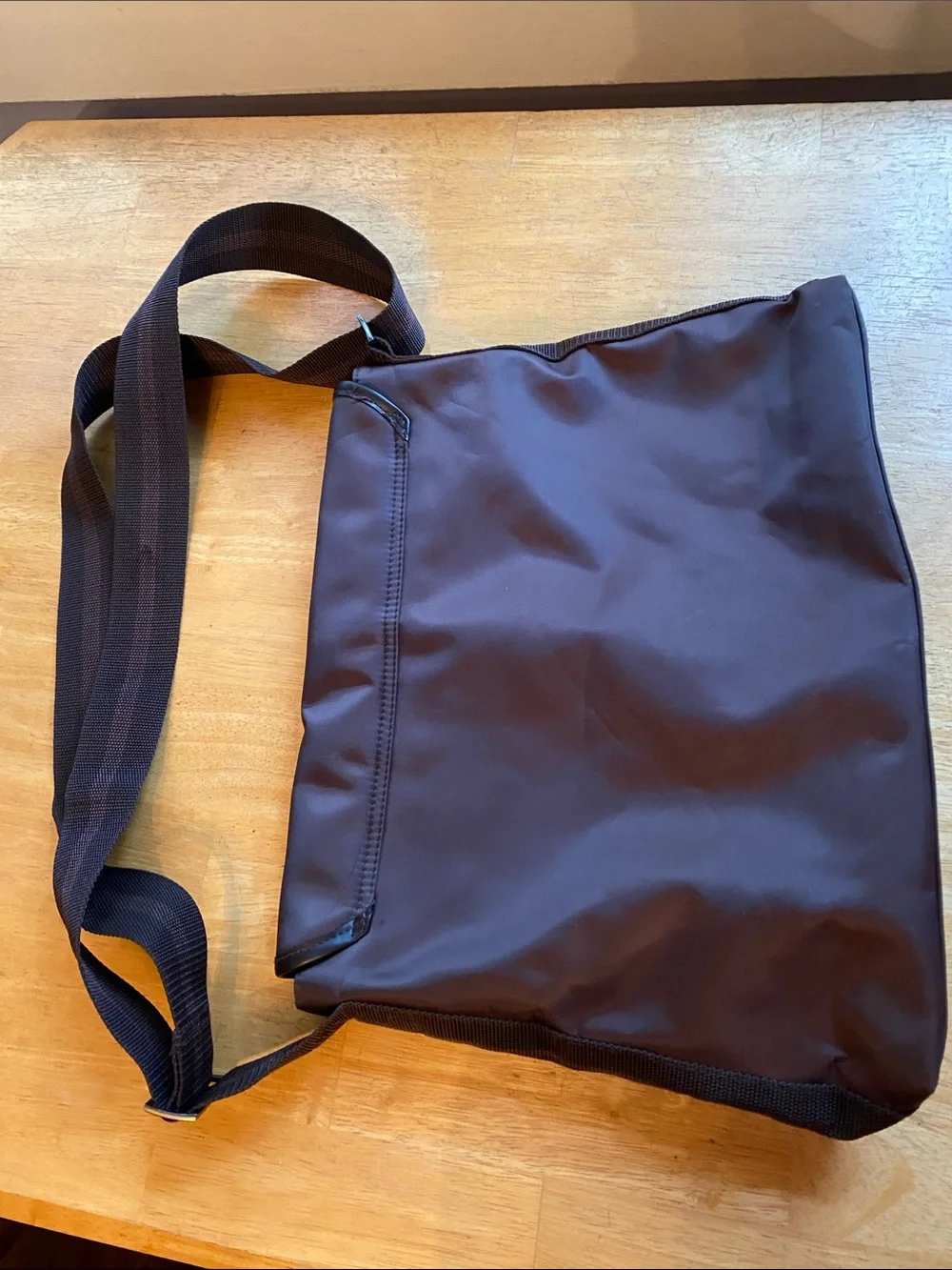 Givenchy Parfume Crossbody Nylon Messenger Bag Brown 15x11x3” like new